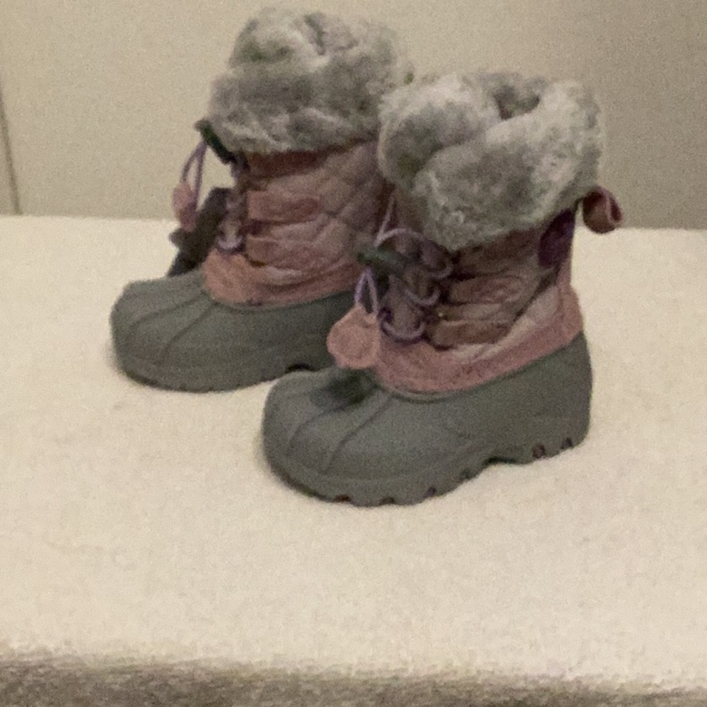 Totes Purple and Silver Snow Boots